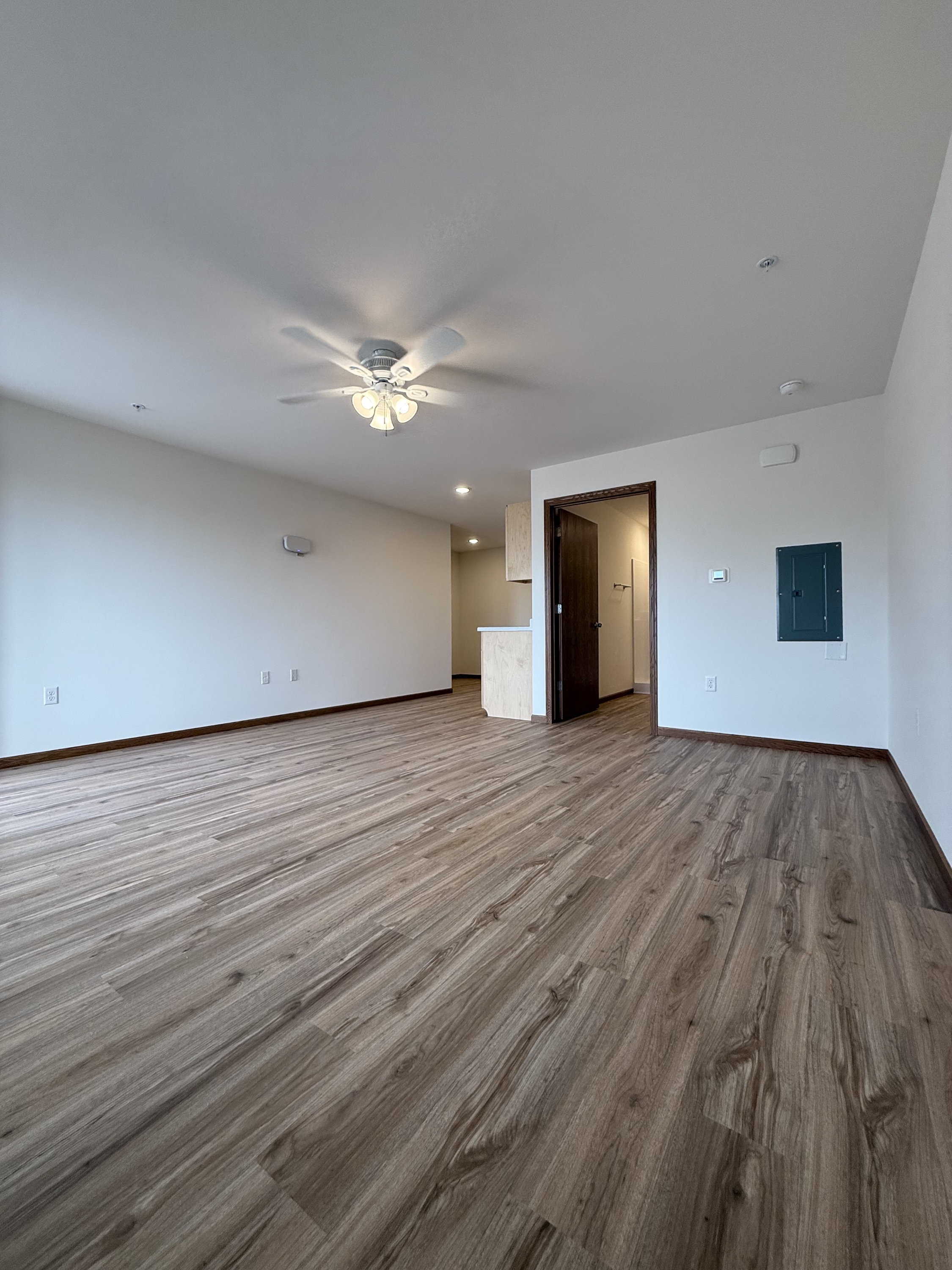 Sawyer Ridge — interior 4