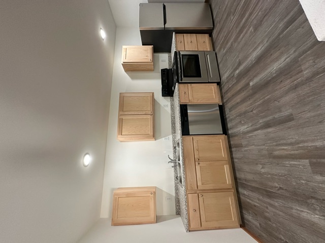 Prairie Bluff — interior 5