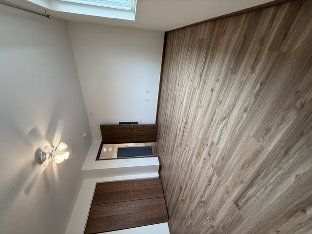 Sawyer Ridge — interior 5