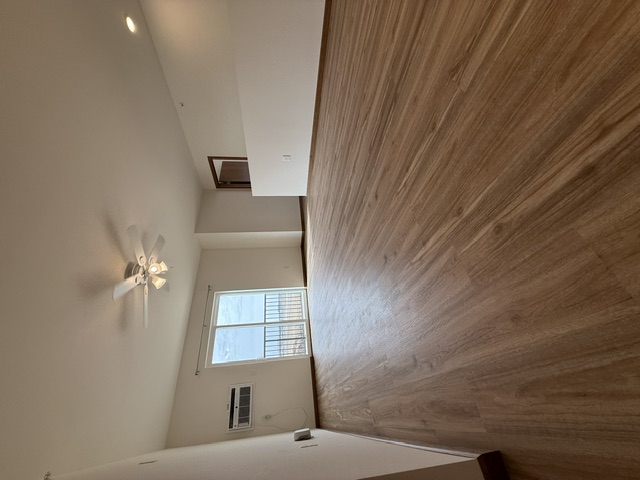 Sawyer Ridge — interior 6