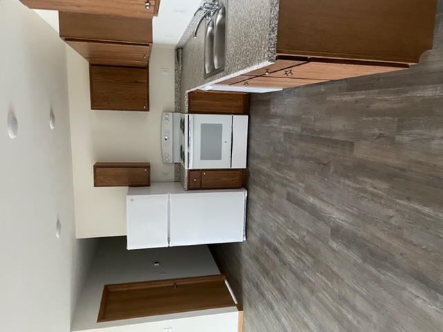 921 Kennedy Street - 306