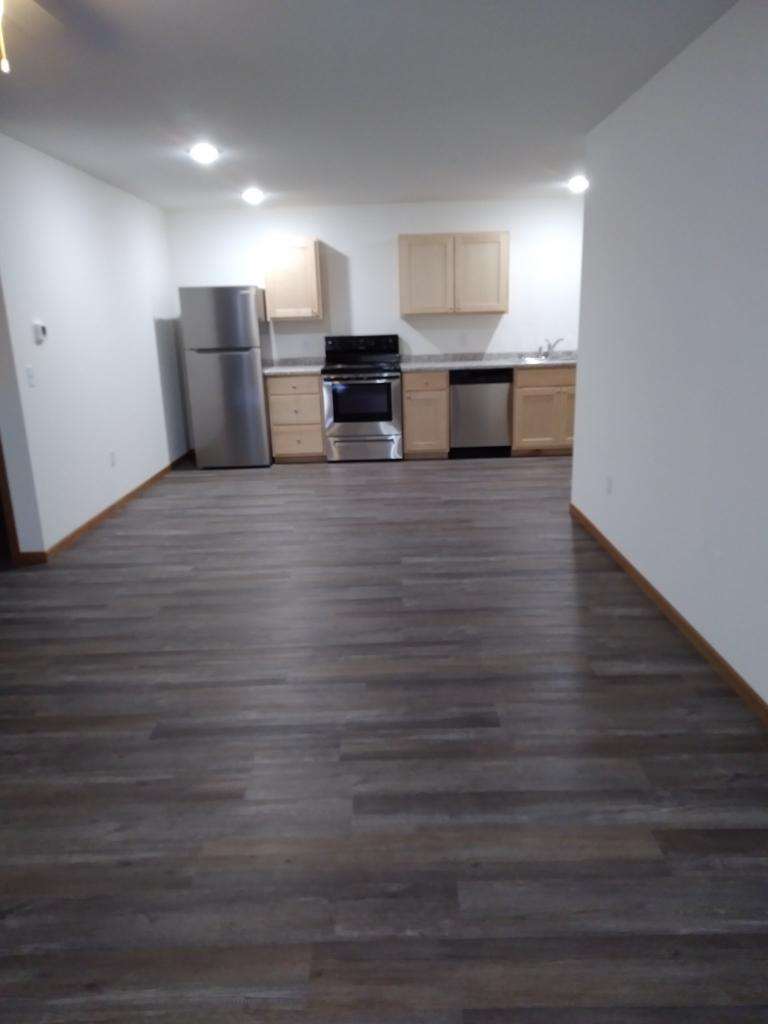 126 South Dousman Street - 216