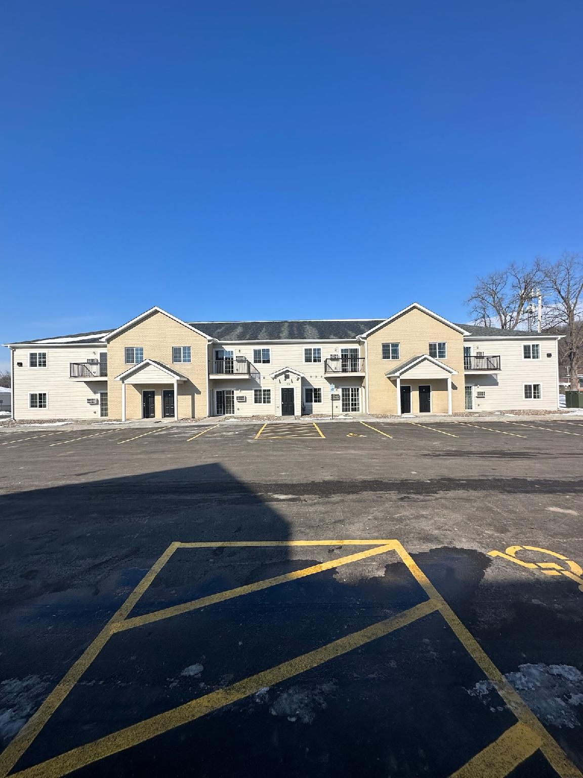 835 East Wisconsin Street - 615