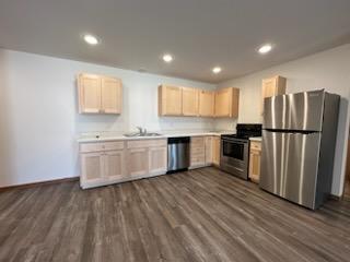 1450 Peterson Drive - 306